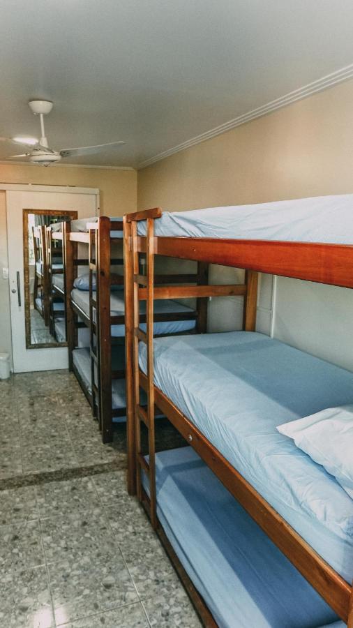 Paraíso Hostal *
