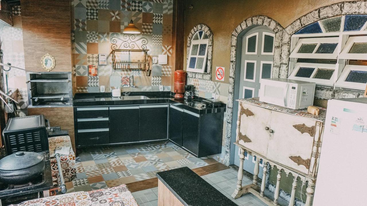 Hostal Paraíso *